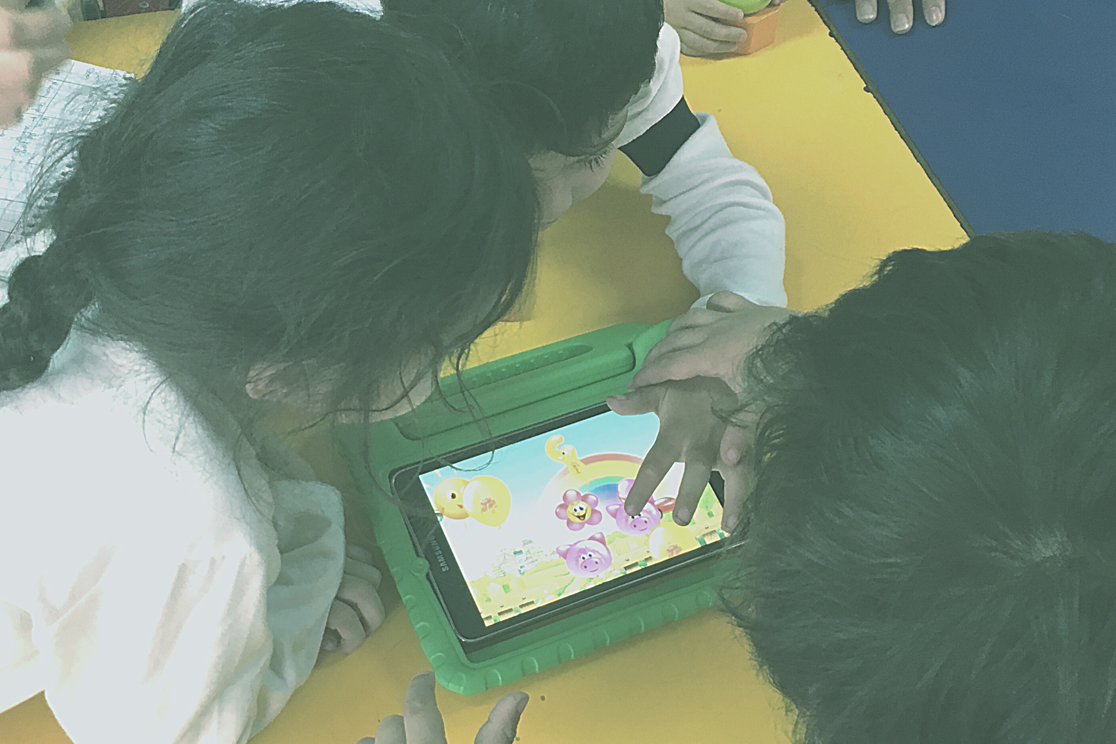 apps autismo, tecnologia y autismo, apps para niños con TEA, actividades para niños con autismo